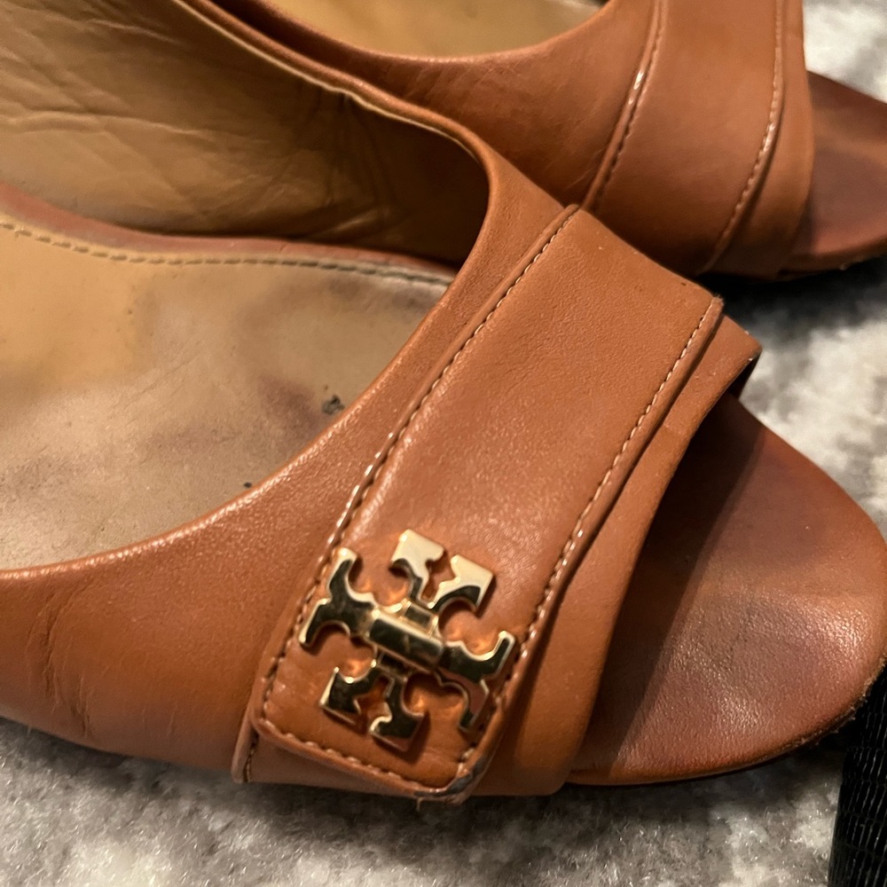 Tory Burch Brown Leather Wedge heel Size 11 Used